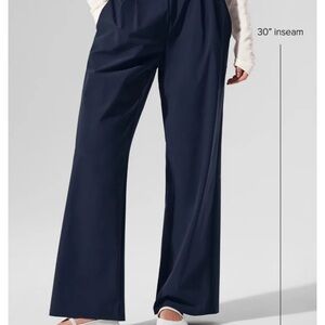 ALO Yoga Navy Suit Up Trouser (Regular) - XXS - NWT